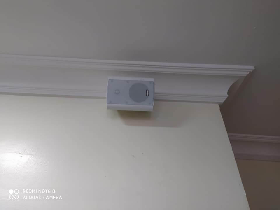 2 Ways Hanging Surround Sound Speakers from Ceiling