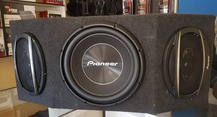 Can 6x9 Speakers Fit 6 ¾ : How To Do It? | TechyConcepts