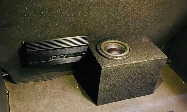 Car speakers that you can install without worrying about a subwoofer