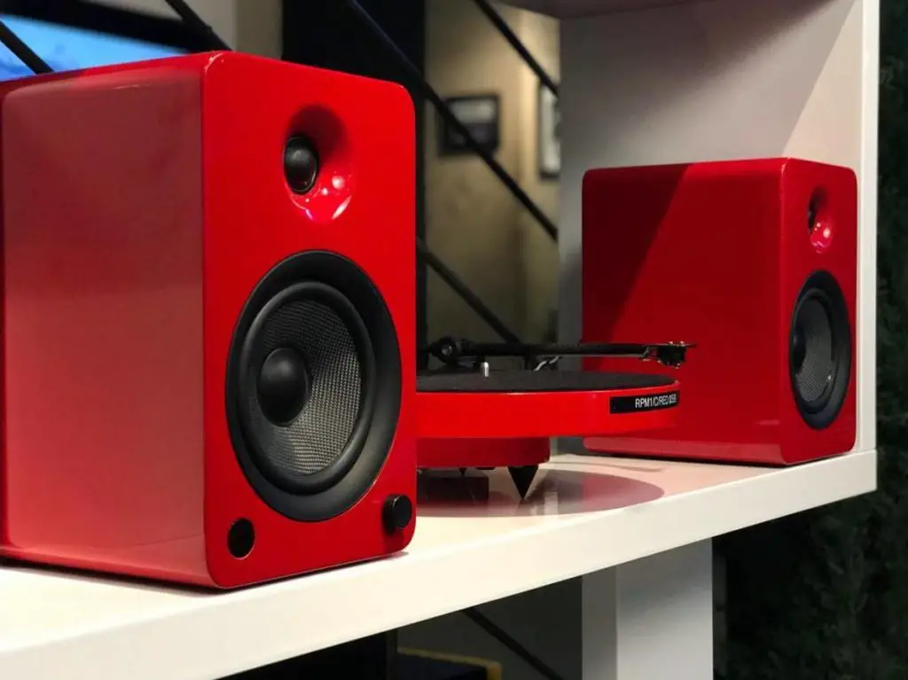 best powered speakers with built-in phono preamp