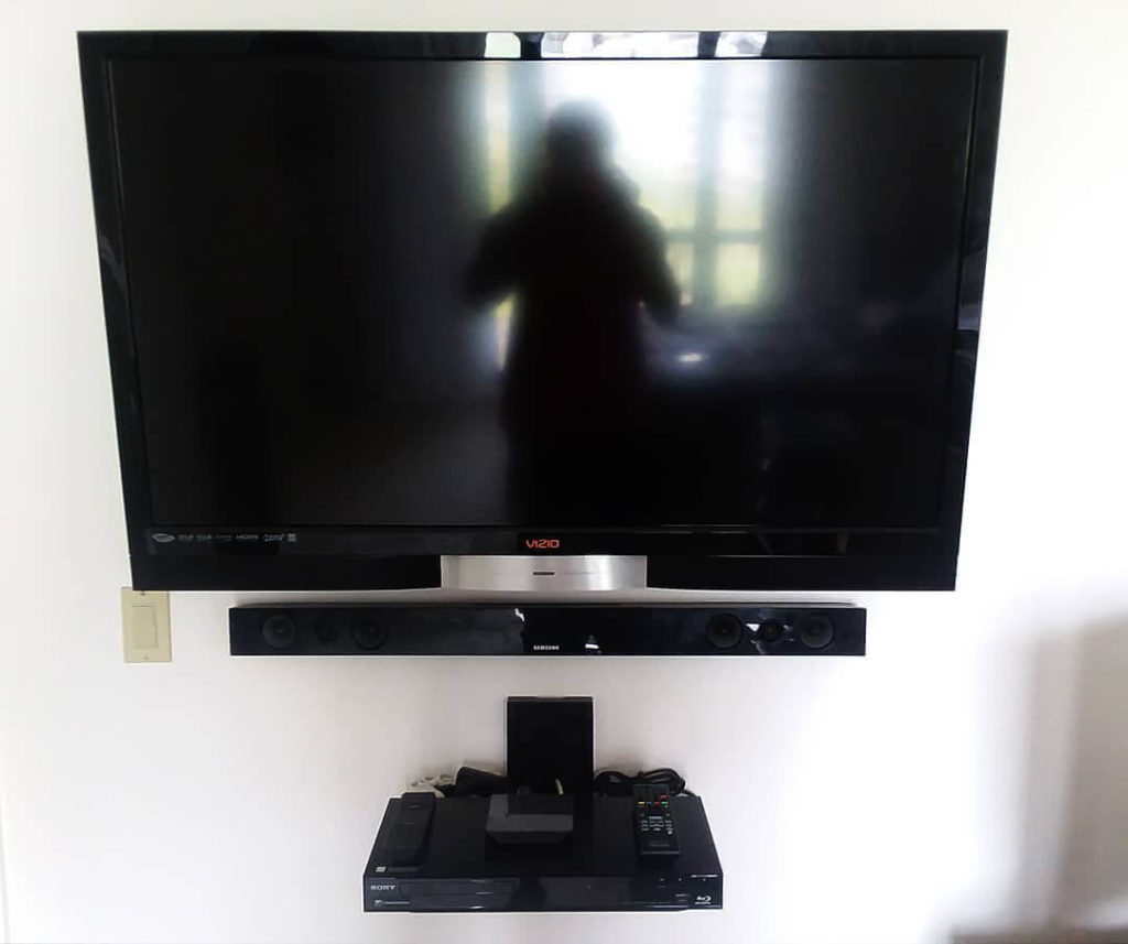 Does Soundbar Replace TV Speakers