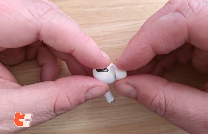 Airpods pro weird 2025 noise on one ear