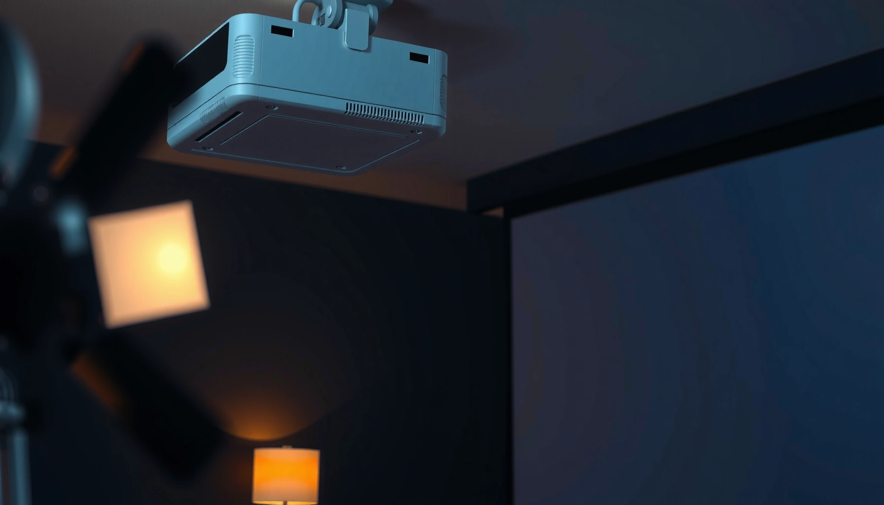 A projector displaying information about its continuous run time capabilities.